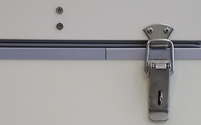 105L -86°C Horizontal Ultra Low Temperature Freezer detail - Safety door lock design to prevent abnormal door open.