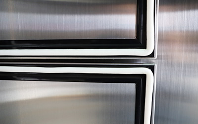 340L -86°C Ultra Low Temperature Freezer with Cascade System detail - Excellent door seal 5gasket seal, 4seals for out door, 1seal for inner door, which provides maximum protection against thermal intrusion.